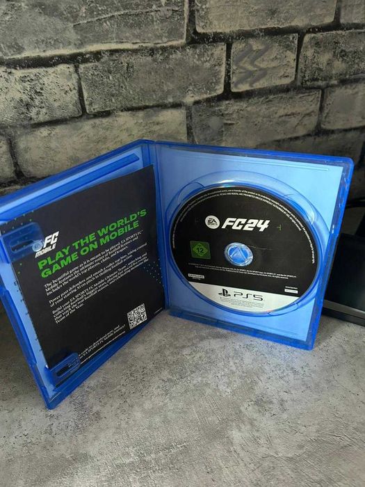 Продается диск с игрой FC 24 PS5