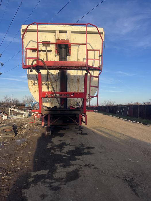 Semiremorca basculabila Kemph 65M3