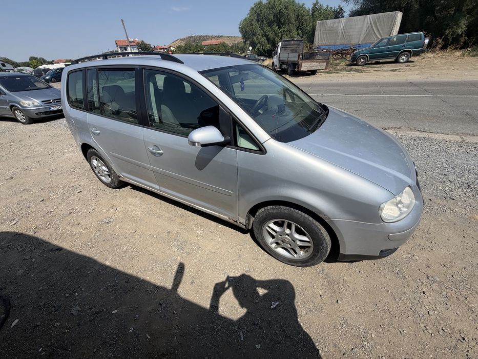 VW Touran 2.0 TDI 140кс DSG 2005 г. на части