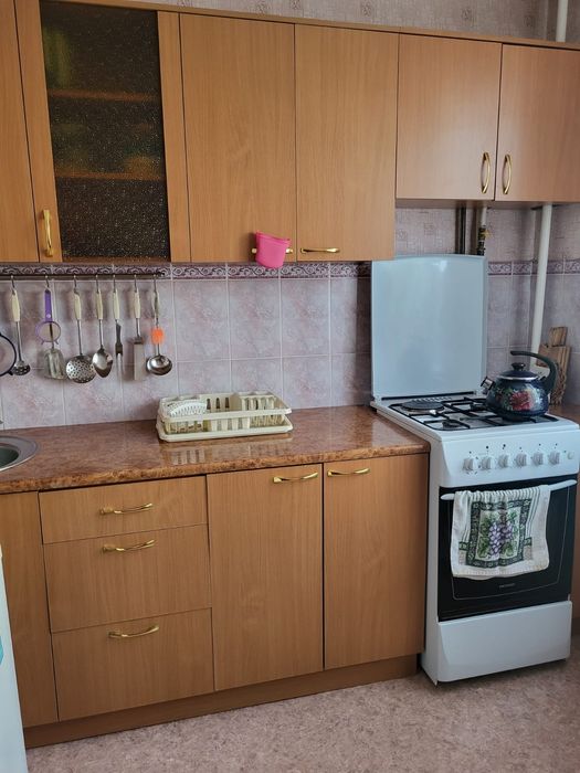 Сдам 2ком квартиру район айсберг