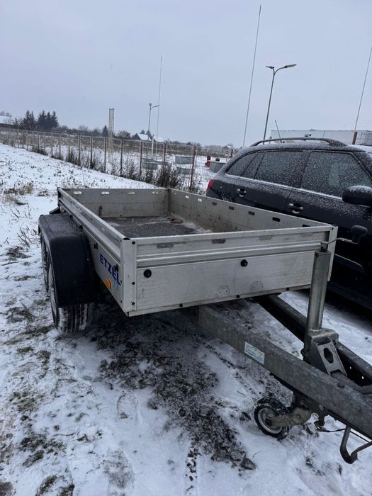 2 axe se conduce cu categoria B.E