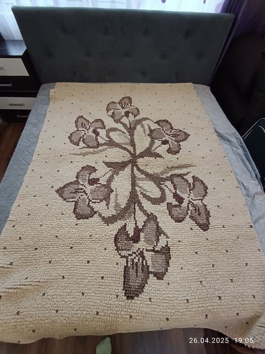 Китеник бял нов 2.20на 1.50