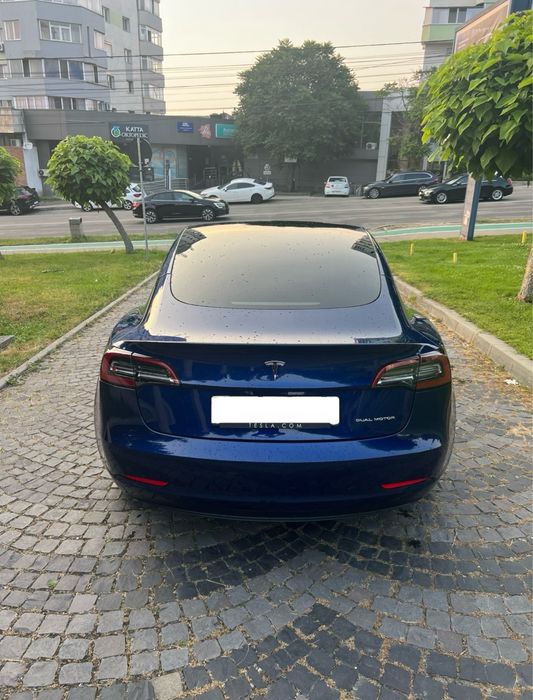 Tesla Model 3 Long Range Dual Motor 497 cp An 2022