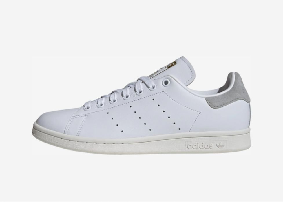 Чисто нови маратонки adidas