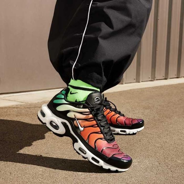 Nike Air Max Plus
"Rainbow"