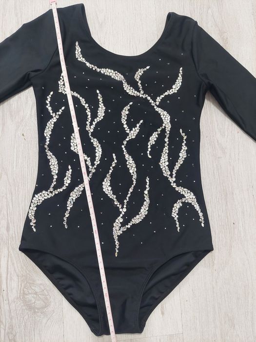 Costum gimnastica ritmica marimea 140