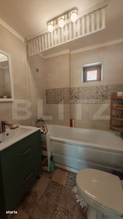 Apartament la casa, 3 camere, curte privata, zona centrala — fotografia 3
