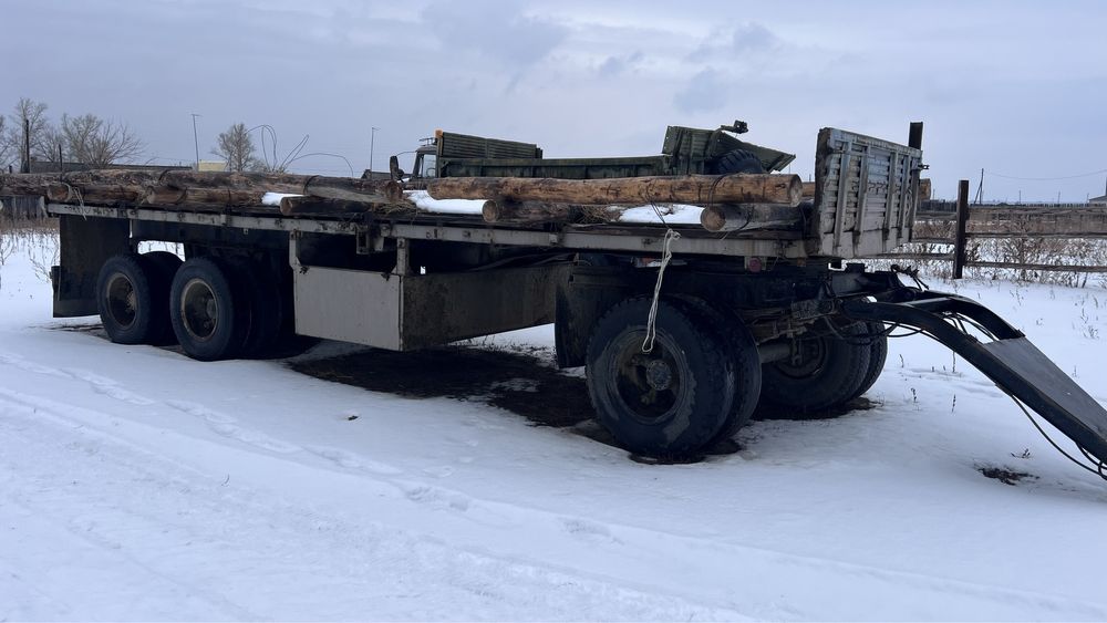 Продам прицеп длиномер трехосный