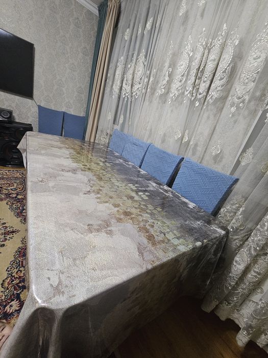 Продам стол для гостей