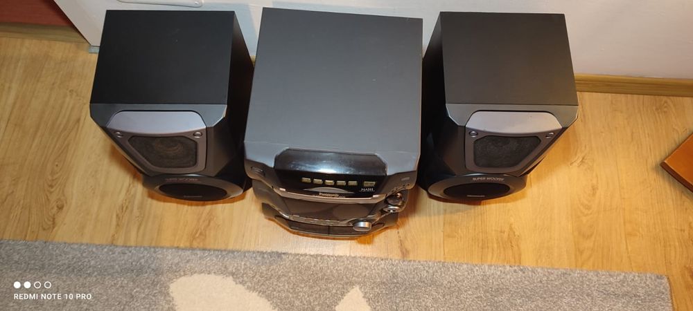 Vând combină Panasonic model SA-AK25 2x100w