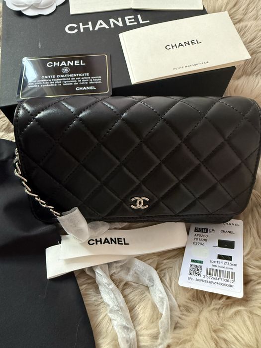 Две Chanel чанти
