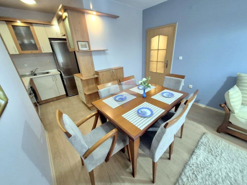 Дава се под наем Двустаен апартамент в Варна, Бриз - 60 кв.м за 530 € - Снимка #4