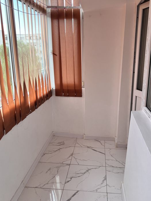 Apartament cu 3 camere de inchiriat