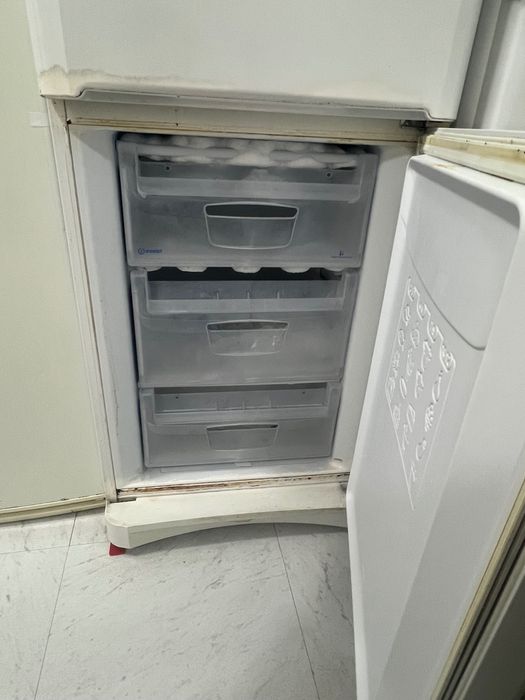 Хладилници с фризери