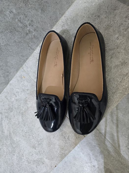 Продаются балетки на девочку бренда Zara, 34 размер