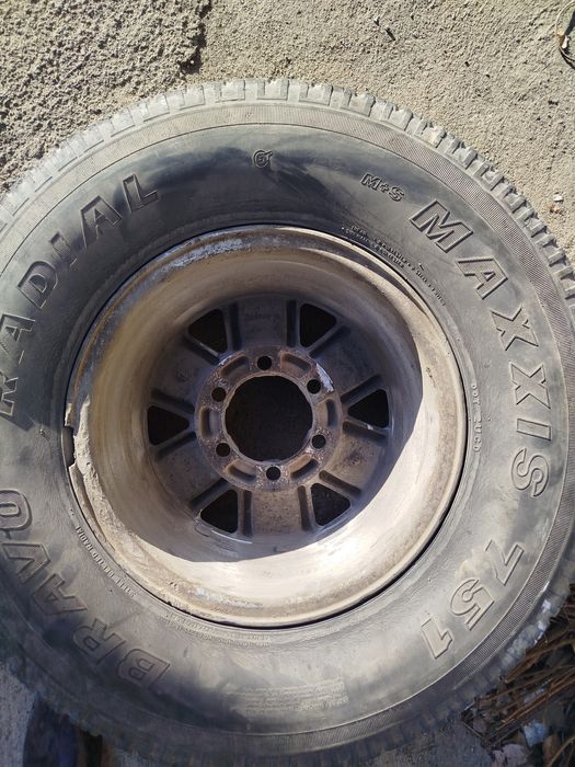 Продам диск на поджеро r15