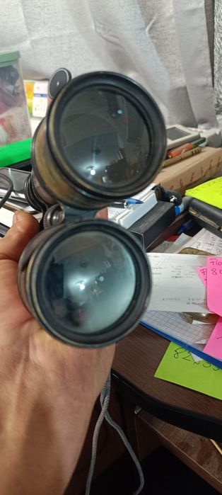 Un vechi Benoclu ww1' de colecție sau folosire