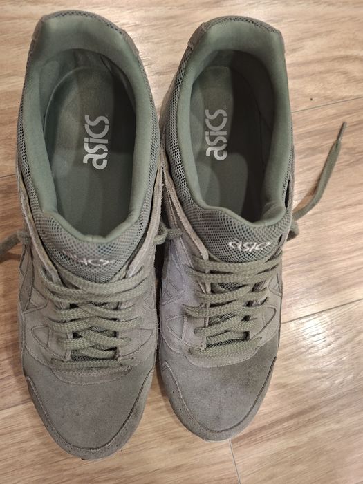 Обувки Asics 46 номер