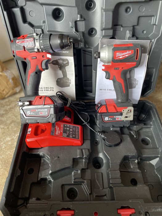 Milwakee M18 v 4 seturi impact si autofiletanta diferite