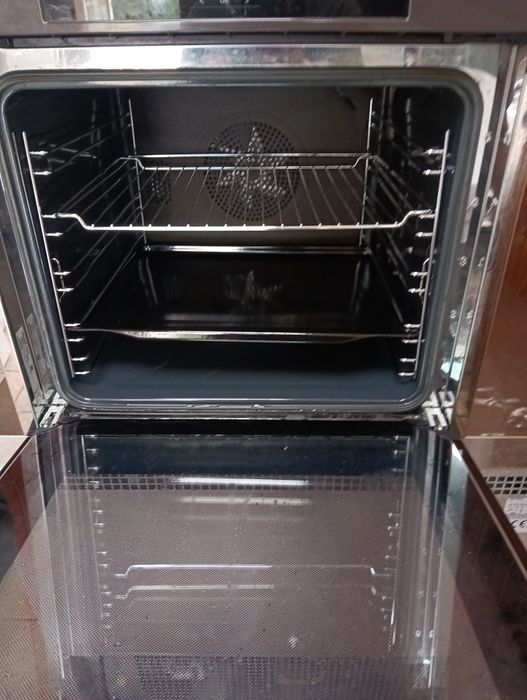 Кафява печка за вграждане с керамичен плот Миеле  Miele 2 год.Гаранция