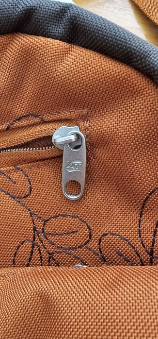 American Tourister лаптоп чанта