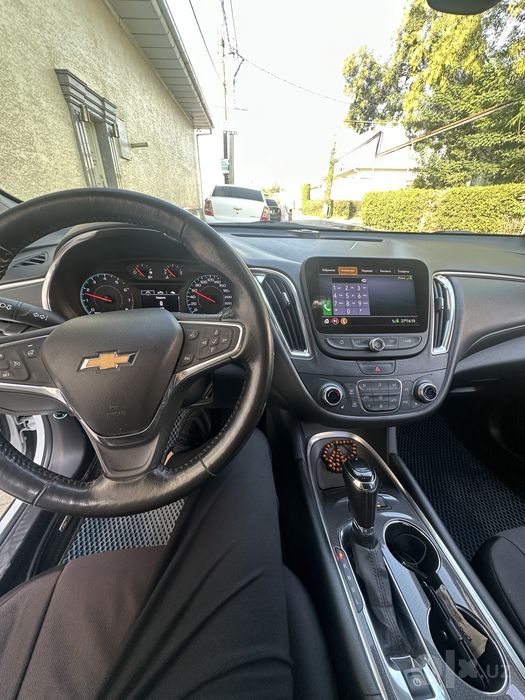 Srochno sotiladi Malibu 2 turbo ( premer)