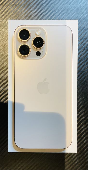 Като Нов: iPhone 16 Pro Max, Desert Titanium 512 GB