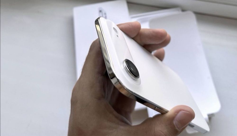 IPhone 17 Air Gold