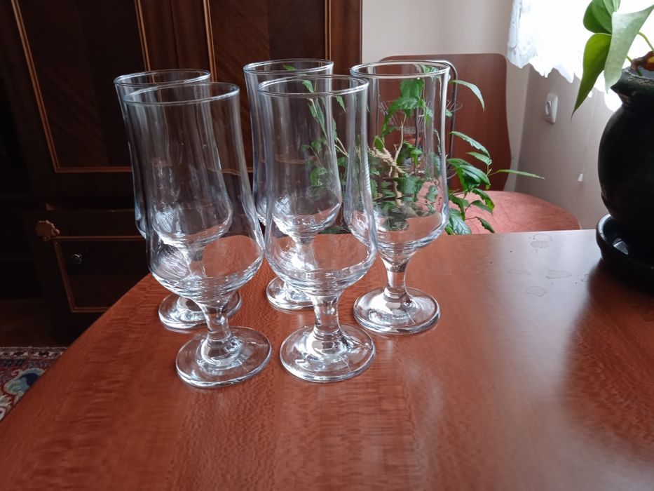 Пет чаши за бира