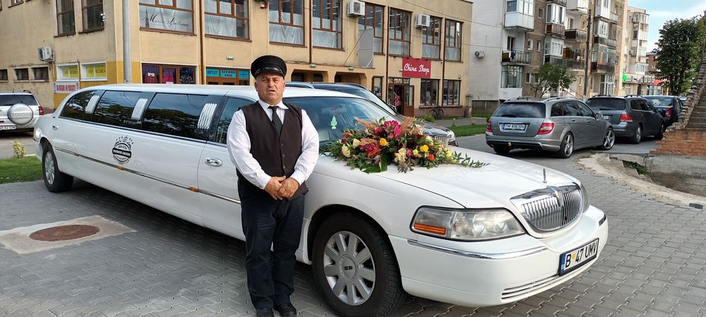 Limuzina si masina de epoca pentru nunti