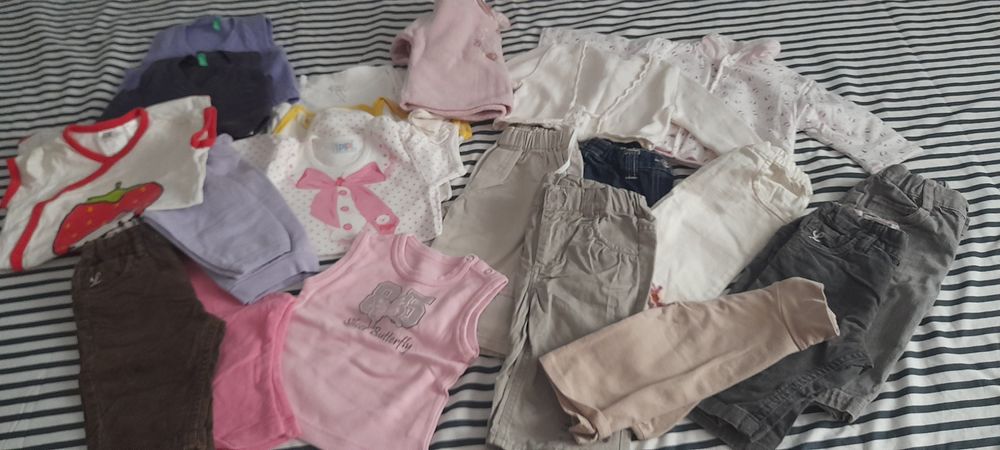 Lot haine  fetiță  0- 1 an, 1  - 2 ani, 2- 3 ani Pantaloni