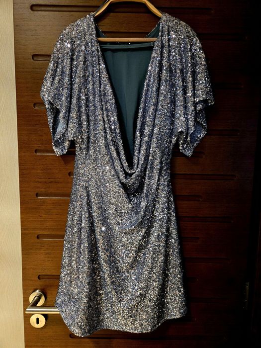 Чисто нова рокля ZARA с пайети