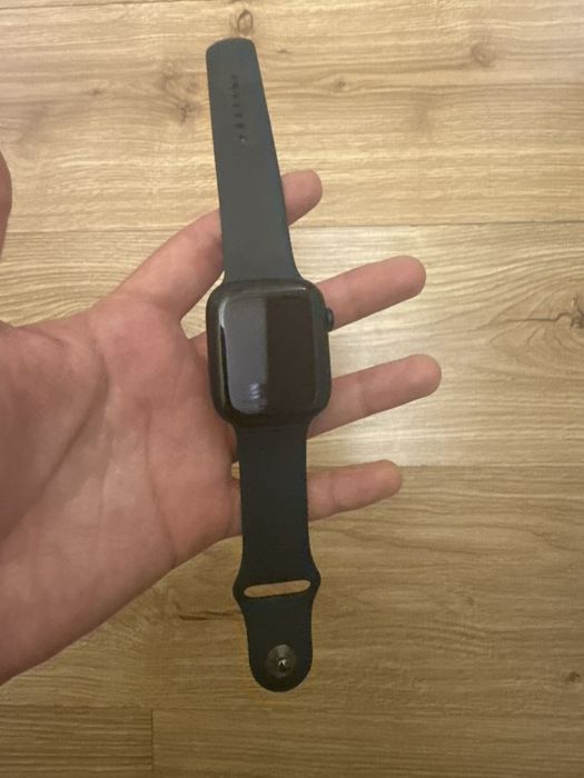 Apple Watch Series 8, 45мм