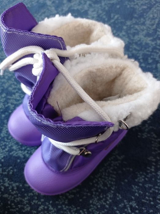 Продам детские сапожки