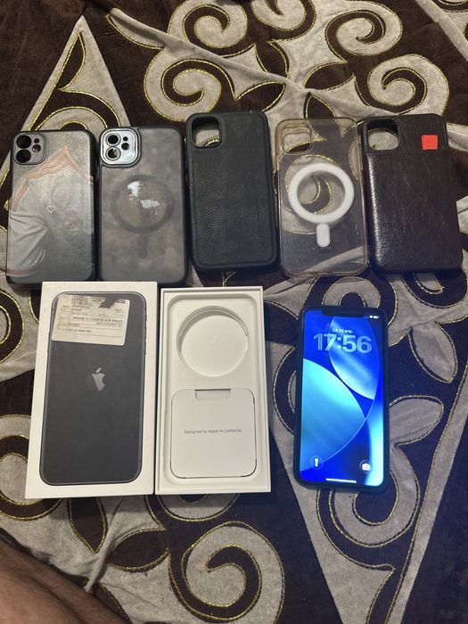 IPhone 11 с каробкой