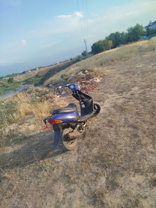 Продам мопед Сузуки летс2