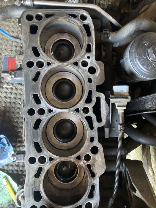 Turbina injectoare egr ambreaj clapeta piese motor  20 tdi euro 5