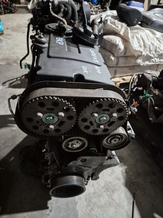 Motor vw passat b6 2.0tdi 140 cp cod motor BKP an 2008