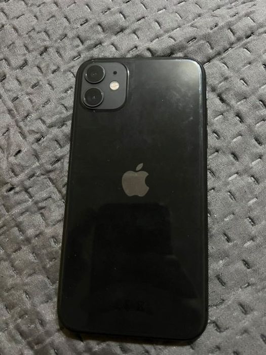 Здравейте , продавам iPhone 11