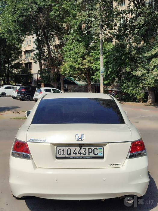 Honda accord srochno sotiladi