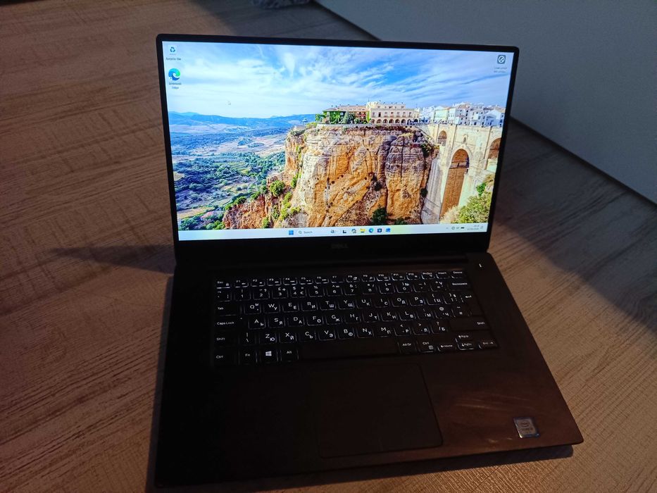 Лаптоп Dell Latitude 5510