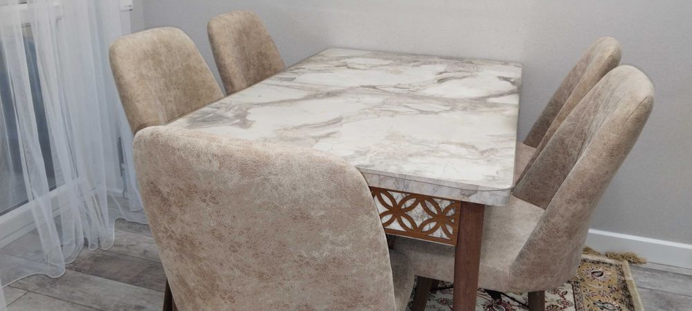 Продам стол со стульями