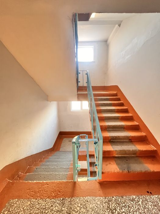 Продам 2 комн квартиру