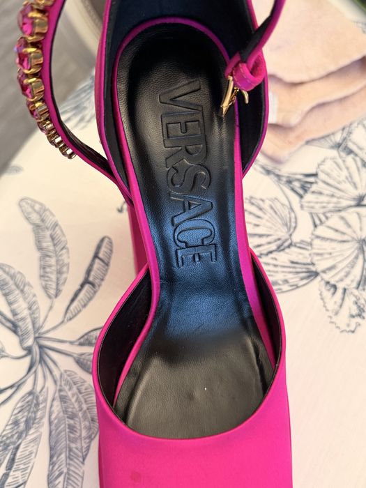 Sandale Versace marimea 38