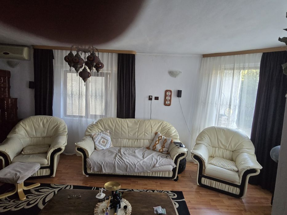 Canapea cu fotolii