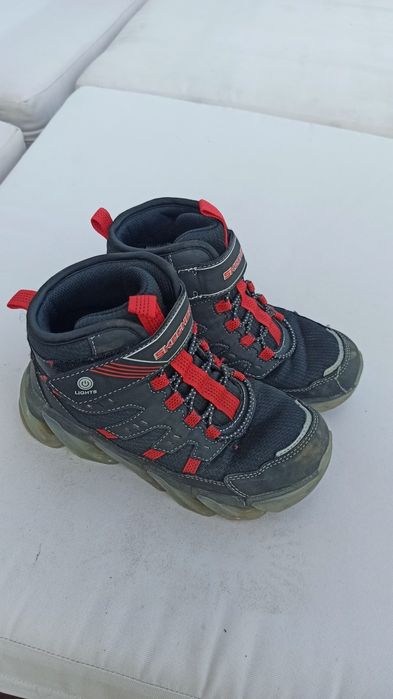 Оригинални детски маратонки и ботуши