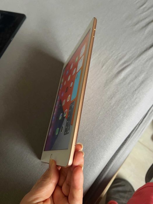 IPAD 6 gen 32 GB, нов