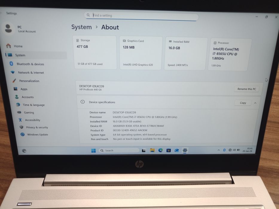 Laptop HP ProBook 440 G6 
Intel(R) Core(TM) i7-8565U CPU 1.80GHz