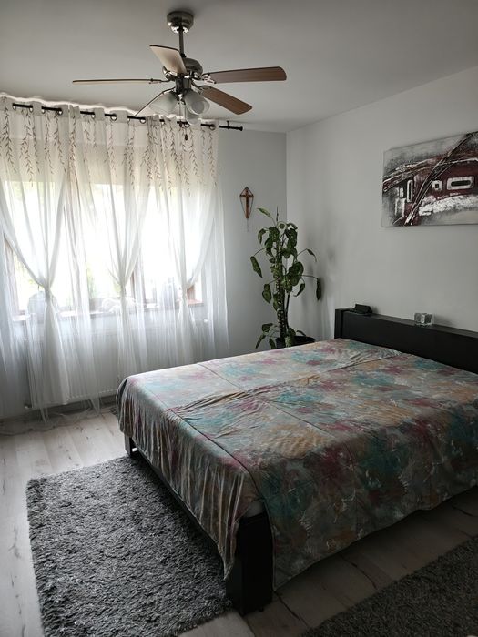 Vând casă în Dumbrăvița