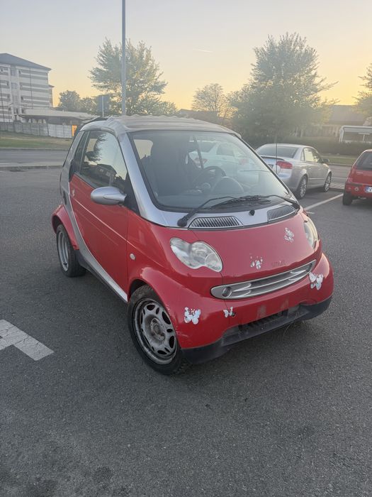 Dezmembrez Smart Fortwo pe benzină